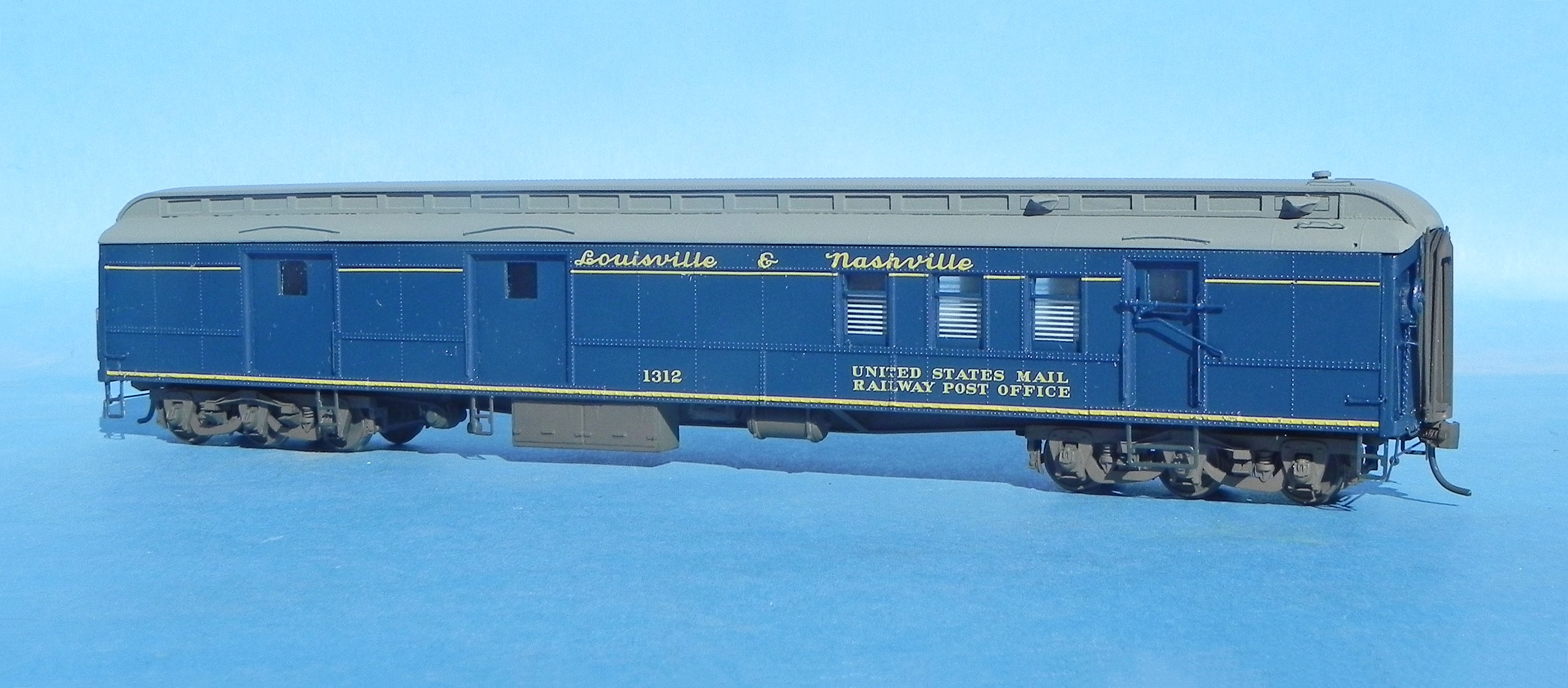 Loco 100 1960 Louisville & Nashville Railroad Class U25B Train Stamp Keyring 